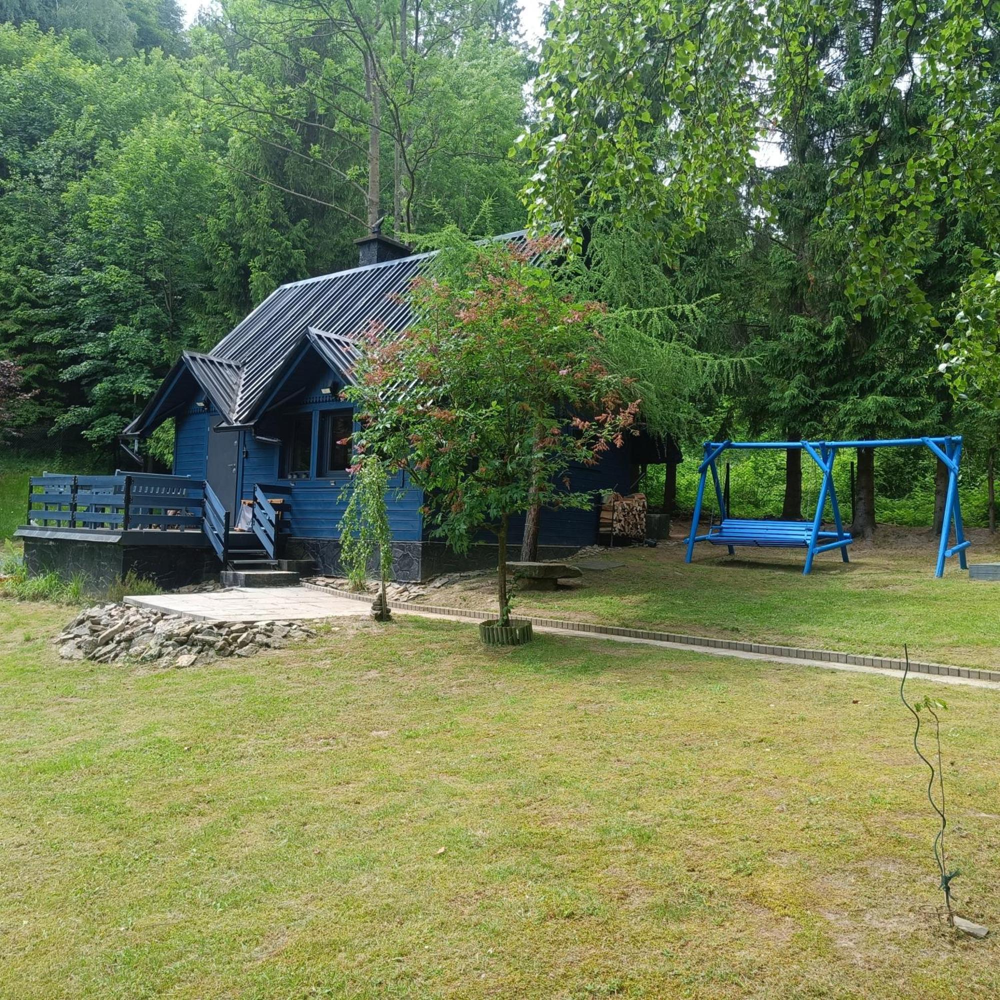 Modry Domek Щирк Экстерьер фото